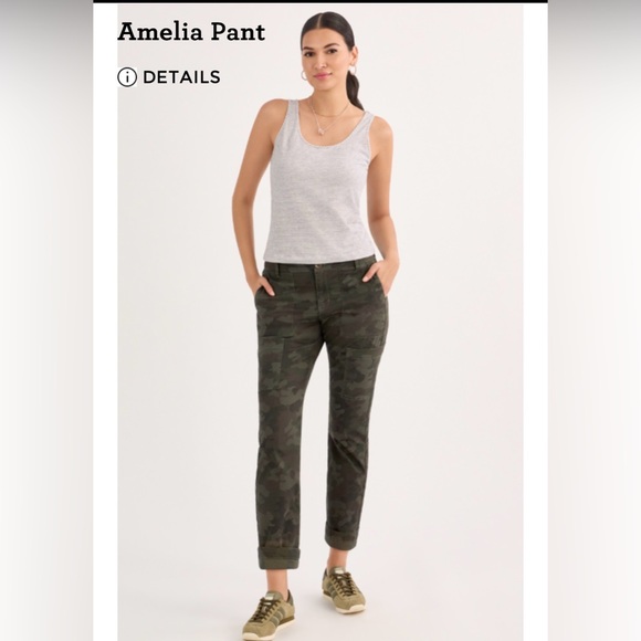 Cabi Amelia Pant - Picture 2 of 11